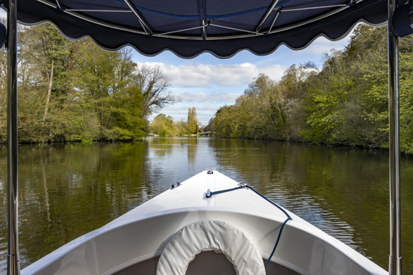 Boat trips at Cliveden Estate, Taplow